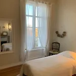 منزل للإقامة Le Manoir Des Rochers