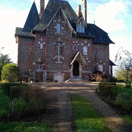 Le Manoir Des Rochers Bouere