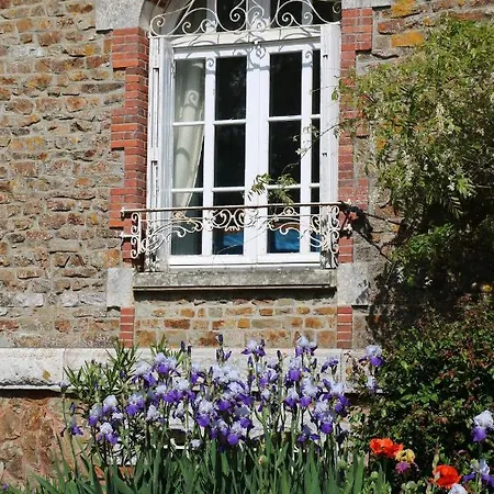 Le Manoir Des Rochers