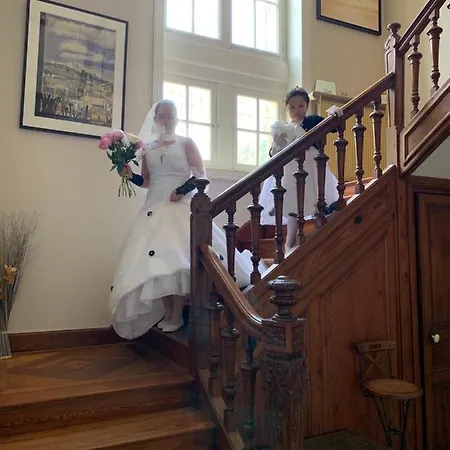 홈스테이 Le Manoir Des Rochers Bouere