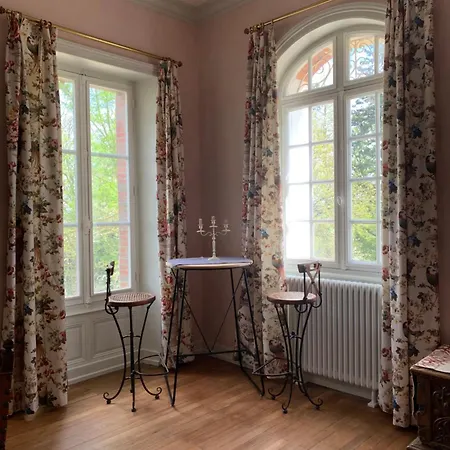 홈스테이 Le Manoir Des Rochers