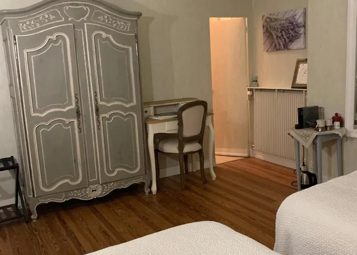 Rum i privatbostad Le Manoir Des Rochers